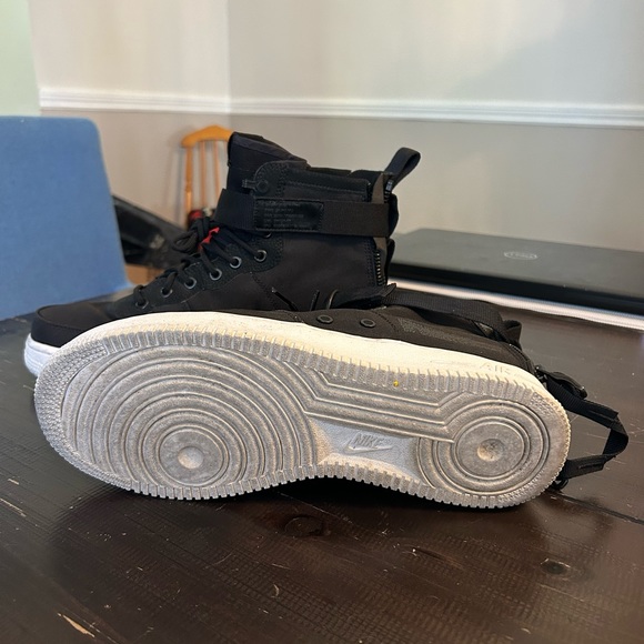 Nike SF AF1 Mid Size 9 - Picture 7 of 7